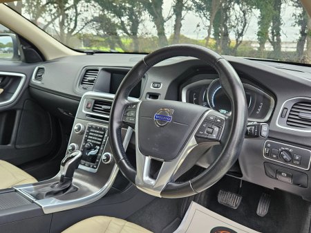 2016 Volvo V60 - photo 32