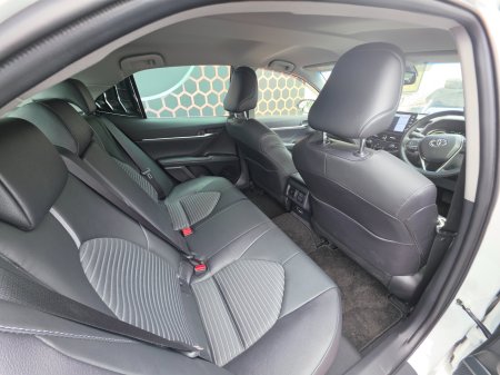 2023 Toyota Camry - photo 16