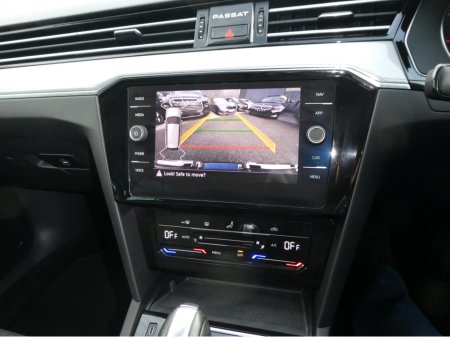 2021 Volkswagen Passat - photo 17
