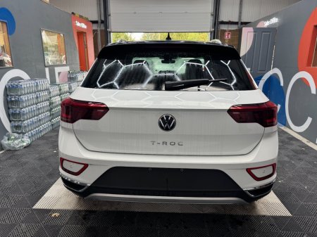 2024 Volkswagen T-Roc - photo 4