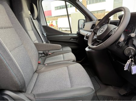 2027 Nissan Interstar - photo 23