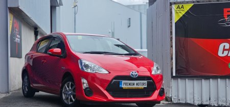 2016 Toyota Aqua - photo 2