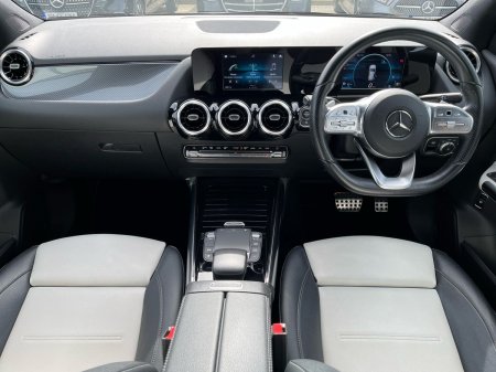 2021 Mercedes-Benz GLA - photo 2