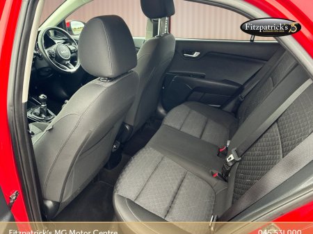2021 Kia Rio - photo 10