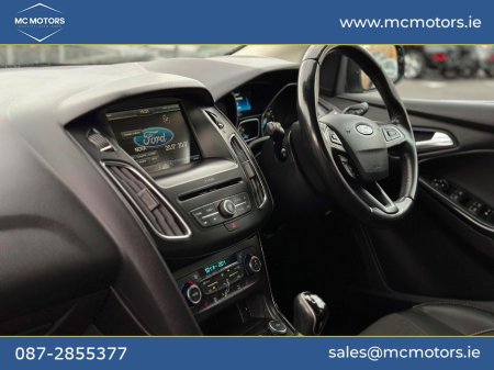 2016 Ford Focus - photo 4