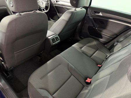 2020 Volkswagen Golf - photo 14