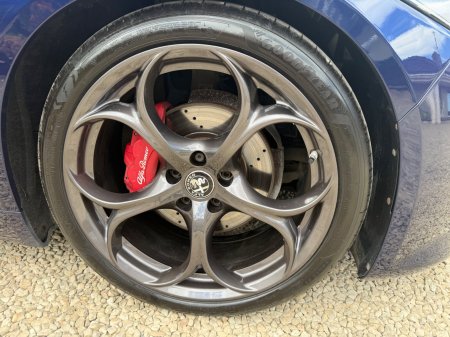 2017 Alfa Romeo Giulia - photo 10