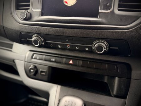 2023 Vauxhall Vivaro - photo 15
