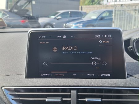 2020 Peugeot 5008 - photo 17