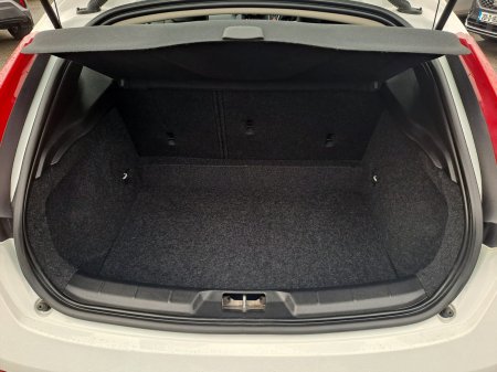2018 Volvo V40 - photo 8
