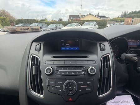 2015 Ford Focus - photo 21