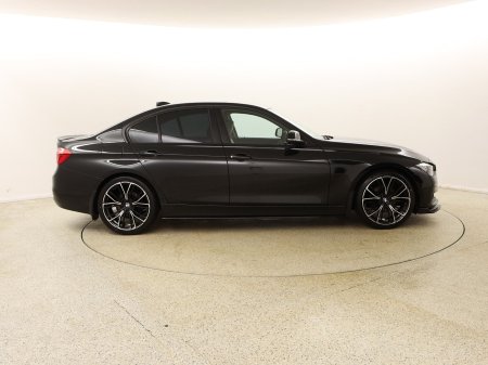 2017 BMW 3-Series - photo 8