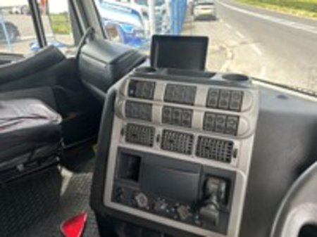 2016 IVECO STRALIS 560 - photo 17