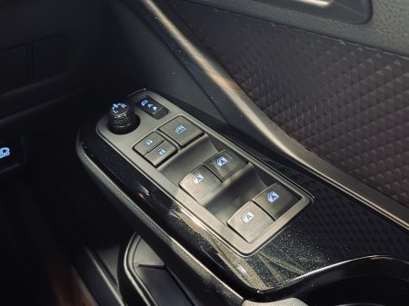 2019 Toyota C-HR - photo 14