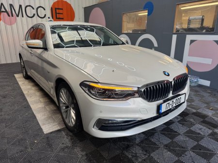 2017 BMW 5-Series 2017 BMW 523D LUXURY AUTOMATIC / CRUISE CONTROL / PARKING CAMERA / ELECTRIC MEMORY & HEATED SEATS /A
