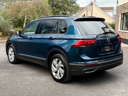 2023 Volkswagen Tiguan - photo 5