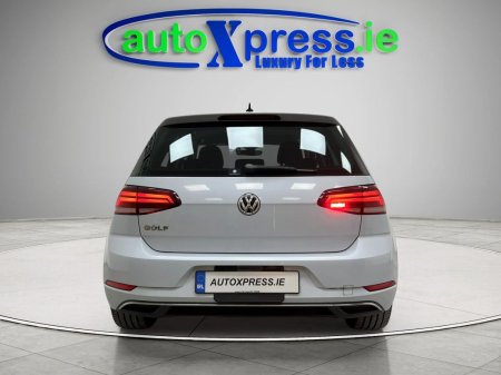 2018 Volkswagen Golf - photo 5