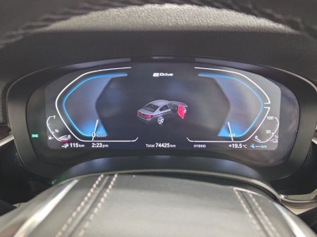 2021 BMW 5-Series - photo 19