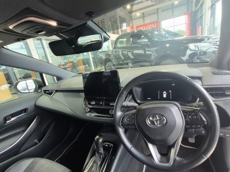 2023 Toyota Corolla - photo 10