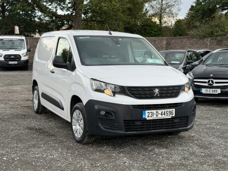 2023 Peugeot Partner