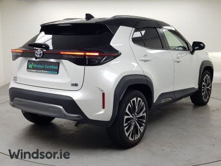2023 Toyota Yaris - photo 2