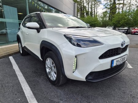 2021 Toyota Yaris Cross - photo 2