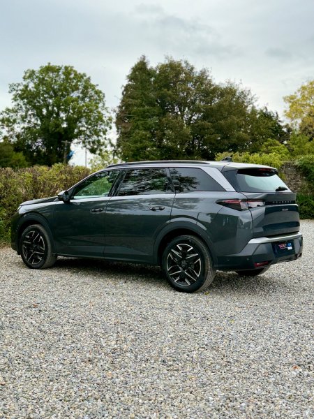 2025 Peugeot 5008 - photo 7