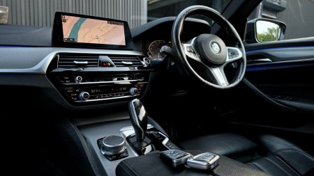2019 BMW 5-Series - photo 26