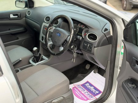 2008 Ford Focus - photo 11