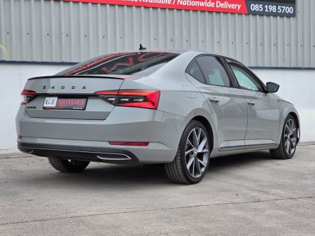 2022 Skoda Superb - photo 7