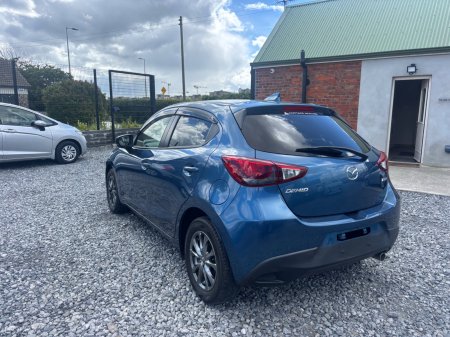 2017 Mazda Demio - photo 3