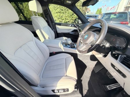 2022 BMW X5 - photo 10