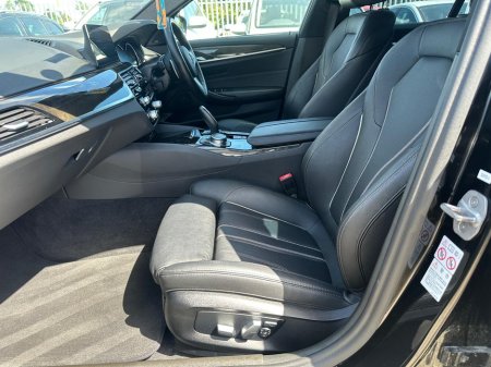 2018 BMW 5-Series - photo 14