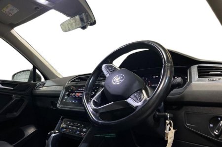 2023 Volkswagen Tiguan Allspace - photo 9