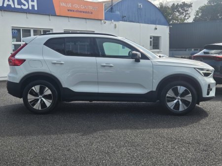 2023 Volvo XC40 - photo 3