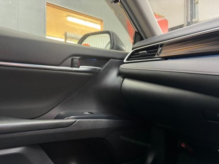 2018 Toyota Camry - photo 18
