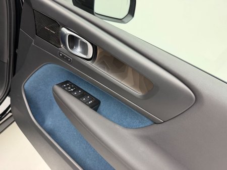 2022 Volvo C40 - photo 28
