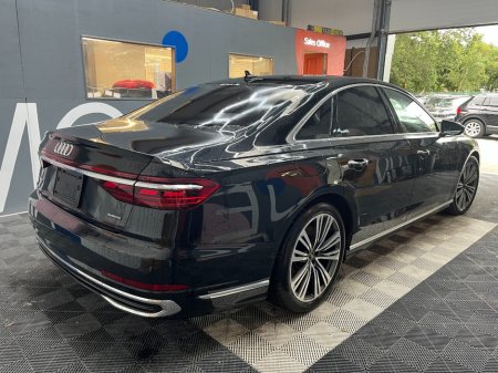 2024 Audi A8 - photo 3