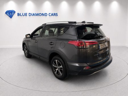 2018 Toyota RAV4 - photo 4