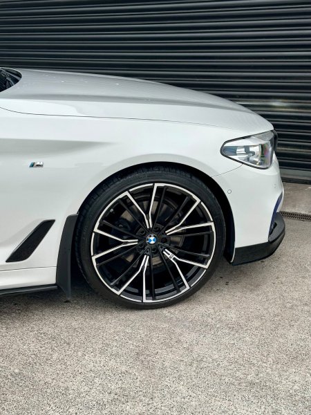 2017 BMW 5-Series - photo 10
