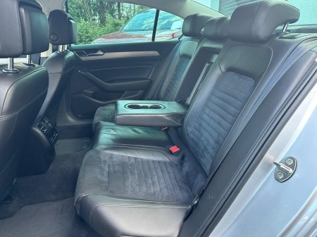 2019 Volkswagen Passat - photo 18