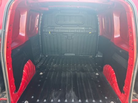 2021 Peugeot Partner - photo 7