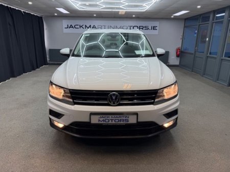 2017 Volkswagen Tiguan - photo 2