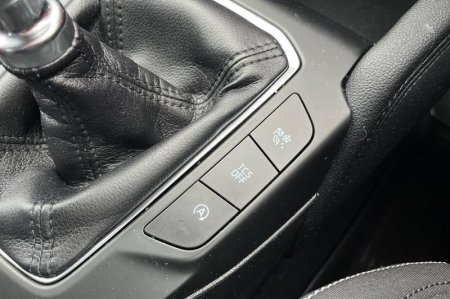 2018 Ford Focus - photo 29