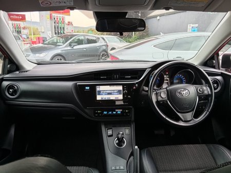 2017 Toyota Auris - photo 8