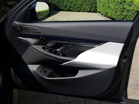 2026 BMW M5 - photo 21