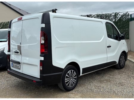2020 Renault Trafic - photo 7