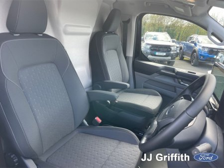2026 Ford Transit Custom - photo 17