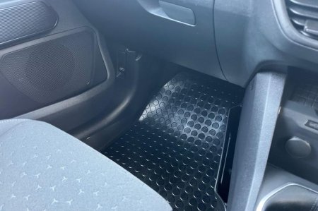2024 Ford Transit Courier - photo 30