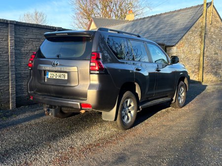 2022 Toyota Land Cruiser - photo 5